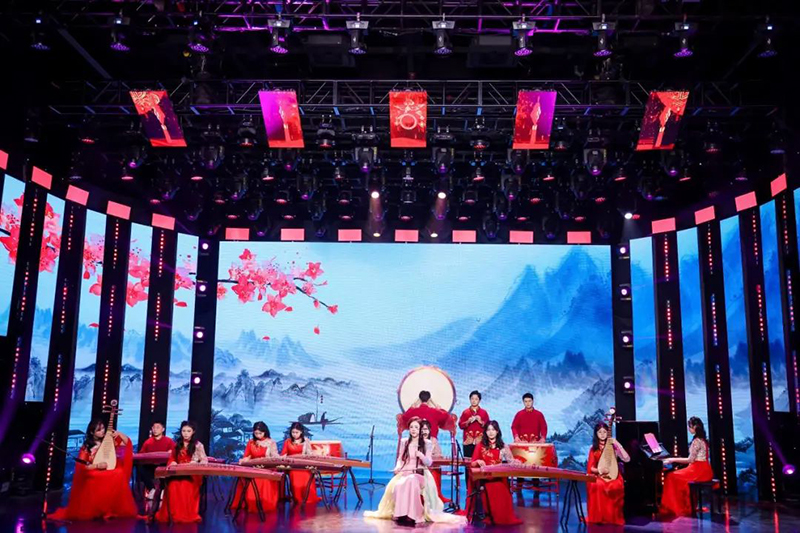 合肥新華公學民樂團閃耀百花獎頒獎典禮，斬獲金獎載譽而歸